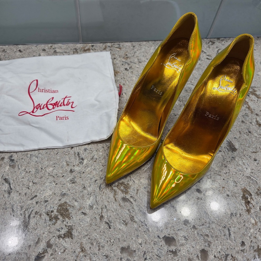 CHRISTIAN‎ LOUBOUTIN Hot Chick 100 pump yellow iridescent patent leather 40